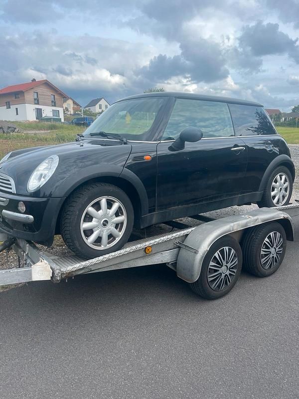 Schwarz Gebraucht 2004 Mini ONE Kleinwagen | 1.900 € (Fairer Preis) - Bild 1/4
