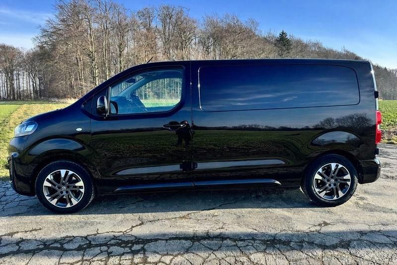 Gebraucht Opel Vivaro 177 PS (130 kW) 2020 Schwarz Van / Kleinbus
