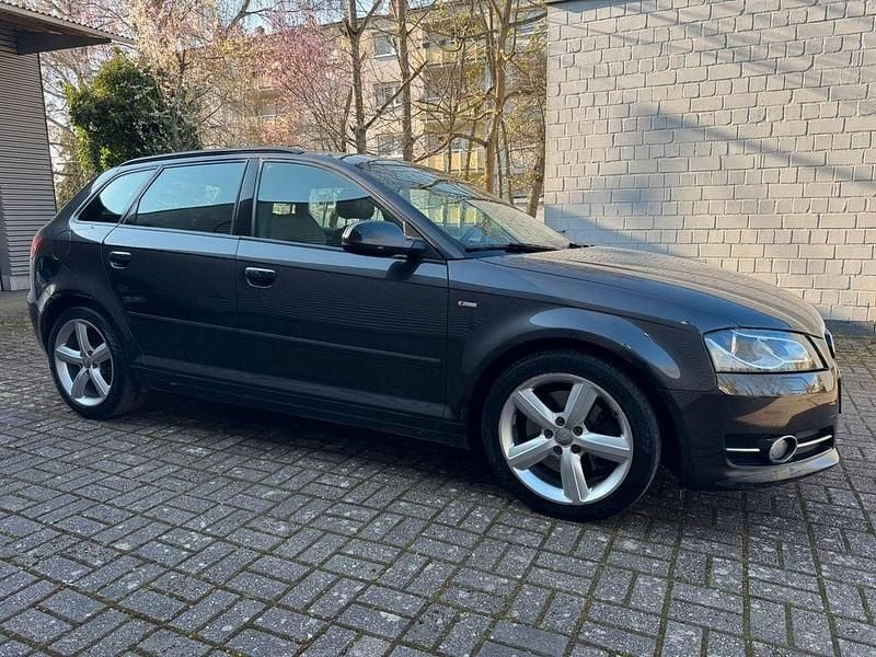 Gebraucht Audi A3 S-Line 170 PS (125 kW) 2012 Grau Kleinwagen