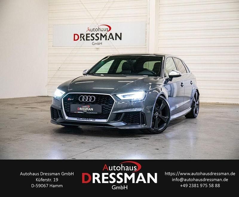 Grau Gebraucht 2020 Audi RS3 Sportback Sport Kleinwagen | 36.088 € (Guter Preis) - Bild 1/4