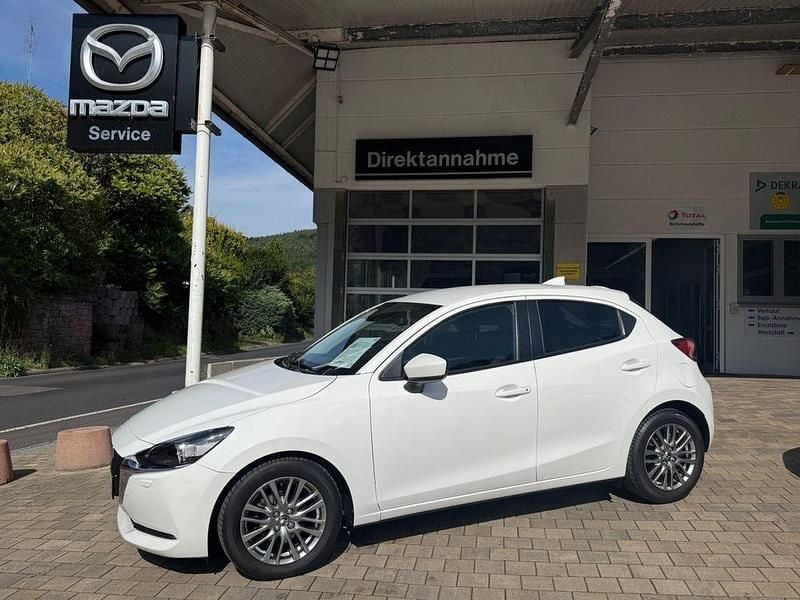 Weiß Gebraucht 2020 Mazda 2 Kizoku Kleinwagen | 13.990 € (Fairer Preis) - Bild 1/4