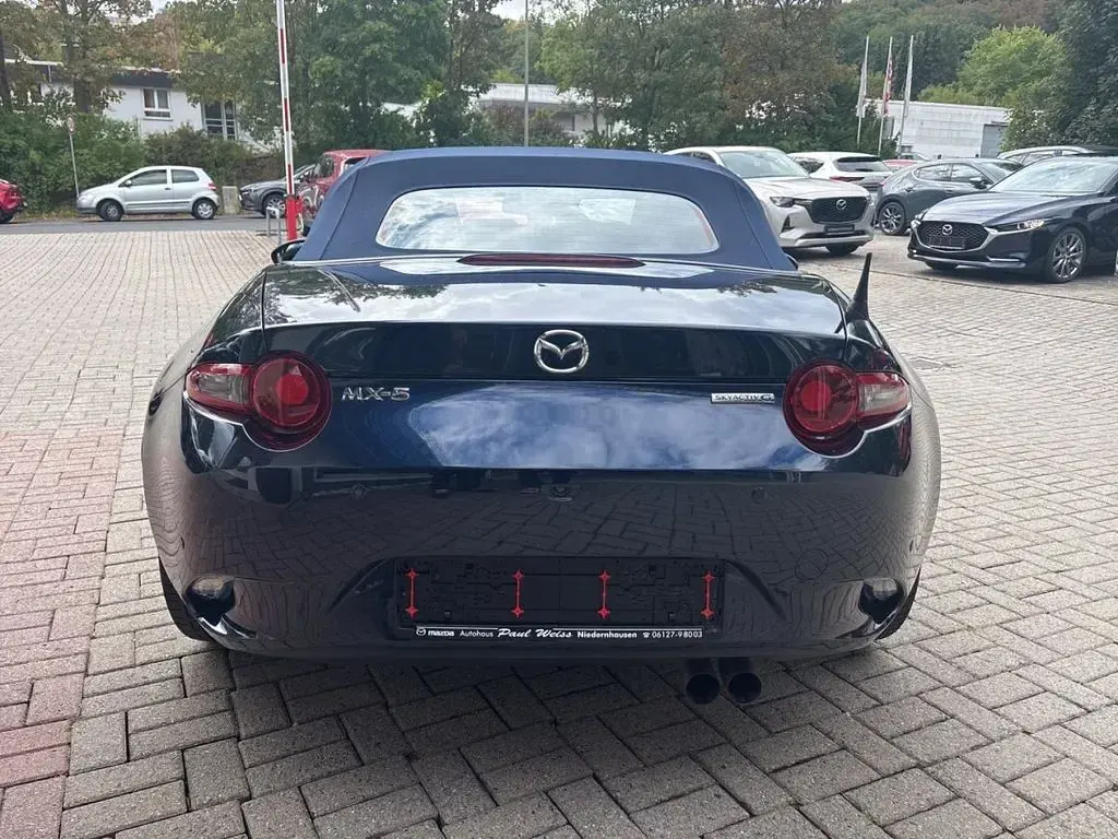 Gebraucht Mazda MX5 184 PS (135 kW) 2022 Blau Cabrio