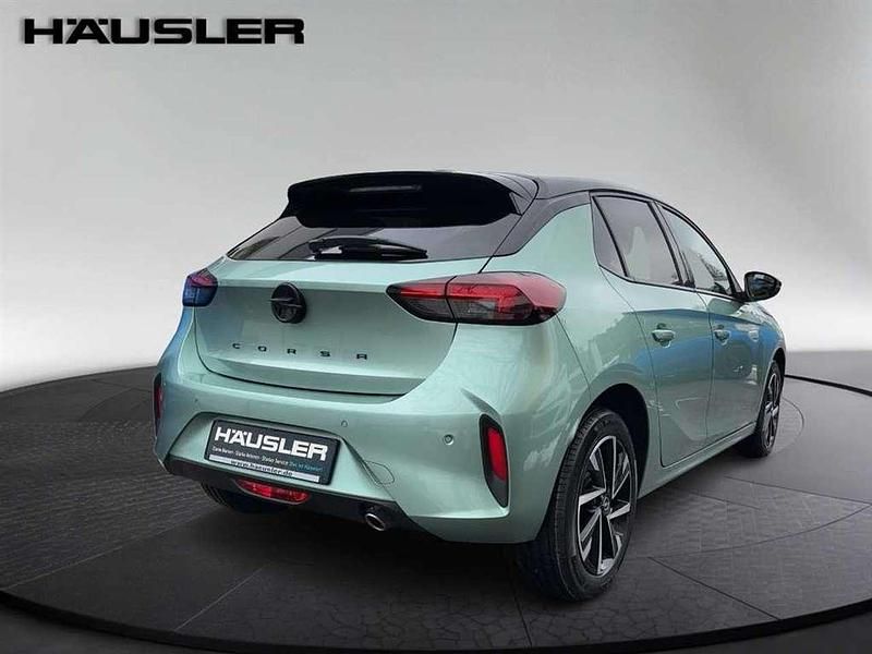 Neu Opel Corsa 131 PS (96 kW) 2025 Eukalyptus grün (metallic) Kleinwagen