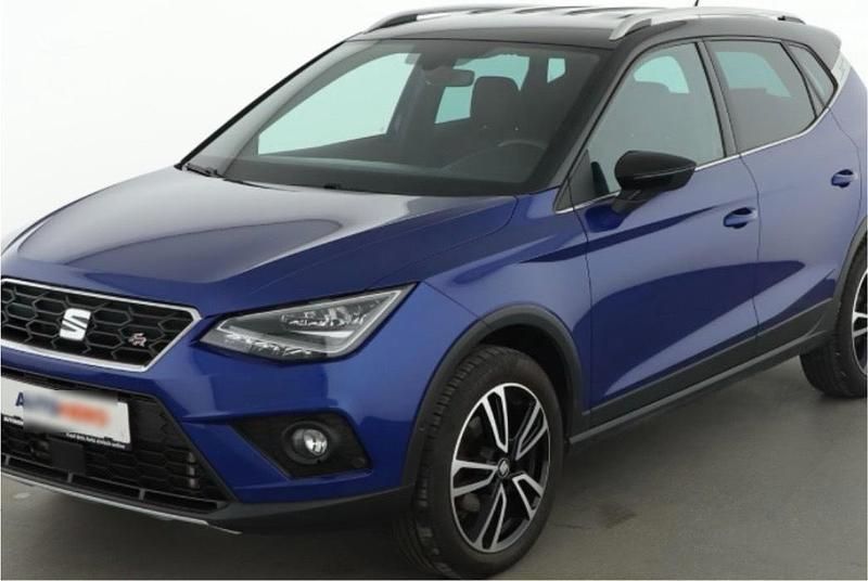 Blau Gebraucht 2018 Seat Arona SUV | 13.400 € (Guter Preis) - Bild 1/4
