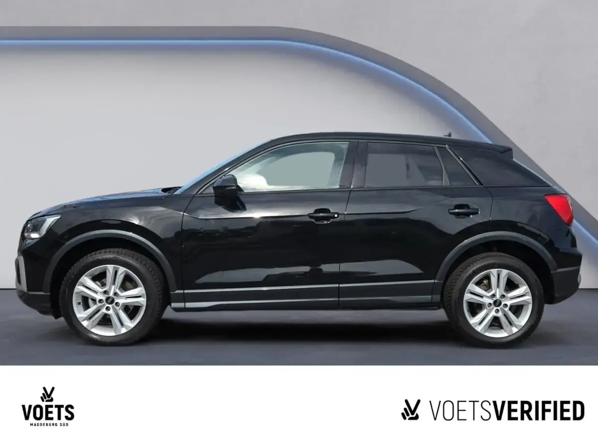 Gebraucht Audi Q2 Advanced Plus 150 PS (110 kW) 2024 Mythosschwarz metallic SUV