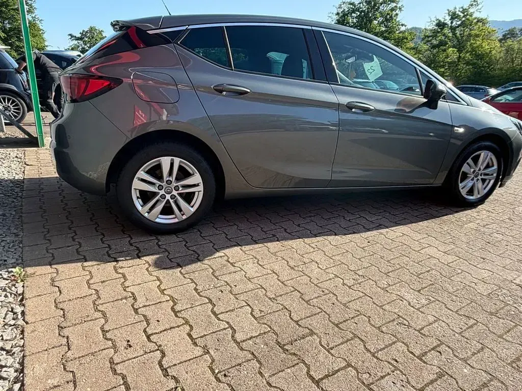 Usata Opel Astra Dynamic 150 CV (110 kW) 2018 Grigio Berlina