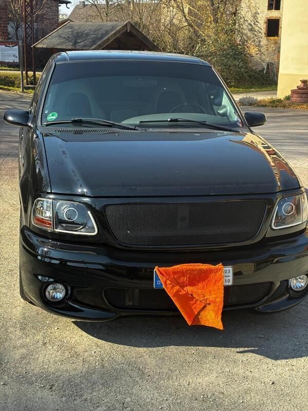 Schwarz Gebraucht 2001 Ford F-150 Abholung | 20.499 € - Bild 1/4
