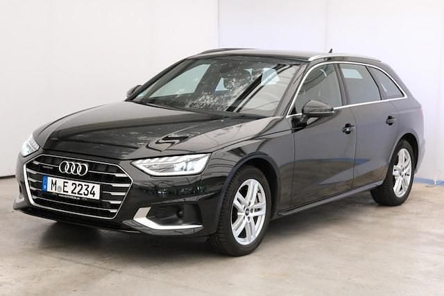 Gebraucht Audi A4 Ambiente 204 PS (150 kW) 2021 Schwarz metallic Kombi