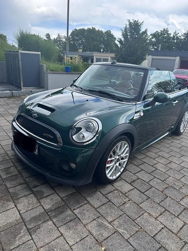 Grün Gebraucht 2013 Mini John Cooper Works Cabriolet Cabrio | 16.490 € (Fairer Preis) - Bild 1/4