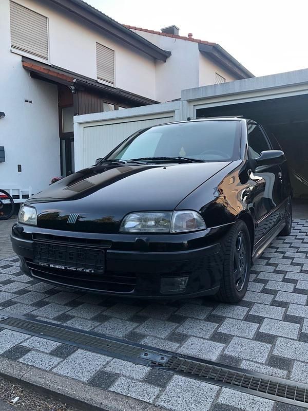 Gebraucht Fiat Punto 133 PS (97 kW) 1994 Schwarz Kleinwagen