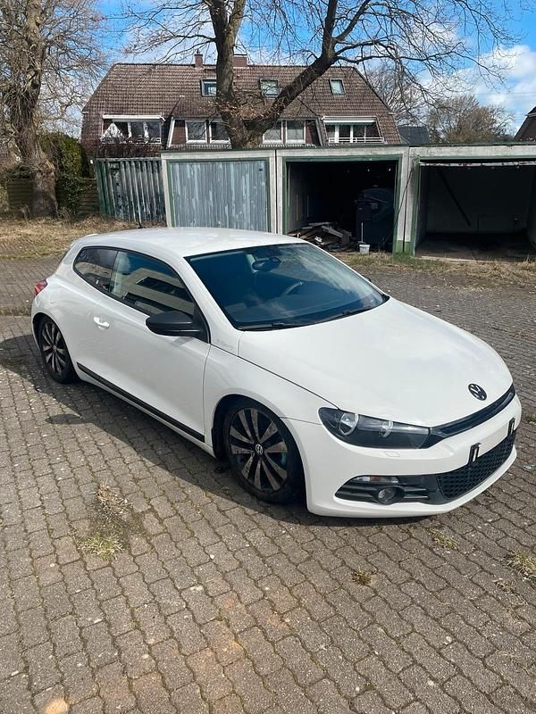 Usata VW Scirocco 160 CV (117 kW) 2009 Bianco Coupé
