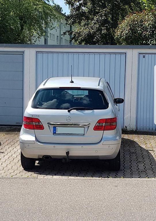 Gebraucht Mercedes B170 116 PS (85 kW) 2005 Silber Van / Kleinbus