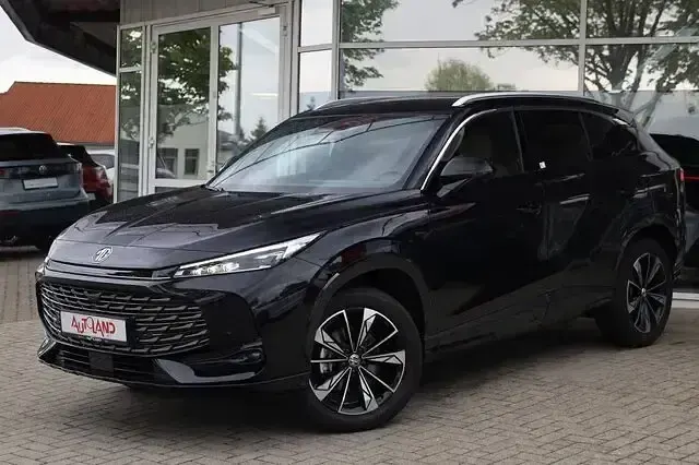 Uusi MG HS Luxury 224 HP (164 kW) 2026 Musta Katumaasturi