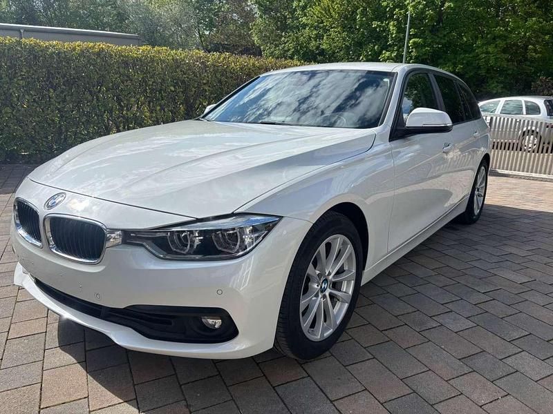 Usata BMW 318 Performance 150 CV (110 kW) 2017 Bianco Berlina