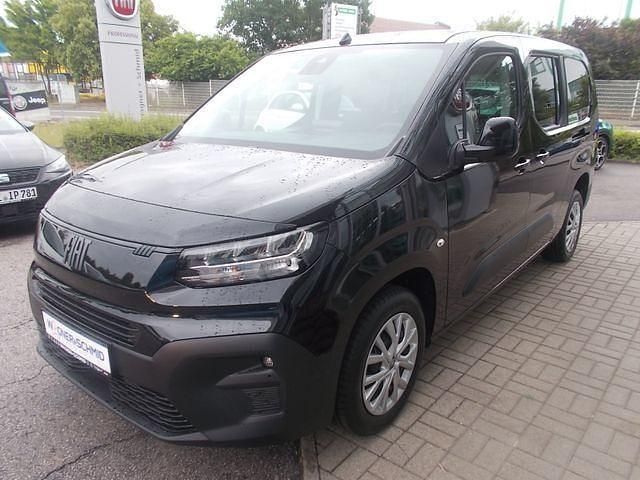 Schwarz Neu 2025 Fiat Doblò Van / Kleinbus | 32.980 € (Teuer) - Bild 1/4