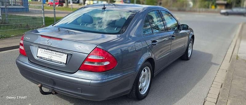 Gebraucht Mercedes E280 231 PS (169 kW) 2005 Flintgrau  metalliclack Limousine