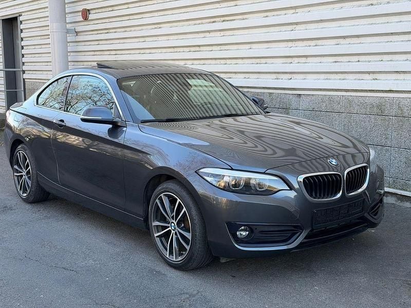 Gebraucht BMW 230 Sport Line 252 PS (185 kW) 2018 Grau Coupé