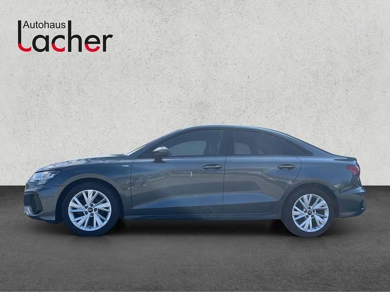 Gebraucht Audi A3 S-Line 150 PS (110 kW) 2022 Grau Limousine