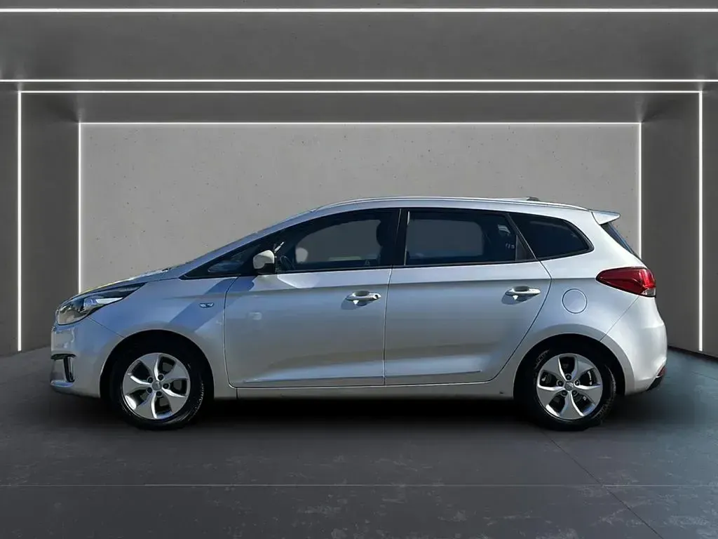 Gebraucht Kia Carens Edition 7 135 PS (99 kW) 2014 Silber Van / Kleinbus