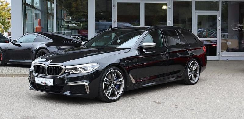 Schwarz Gebraucht 2018 BMW M550 Performance Limousine | 29.490 € (Fairer Preis) - Bild 1/4