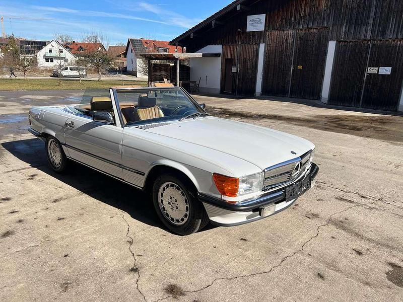 Gebraucht Mercedes 560 227 PS (166 kW) 1987 Weiß Cabrio