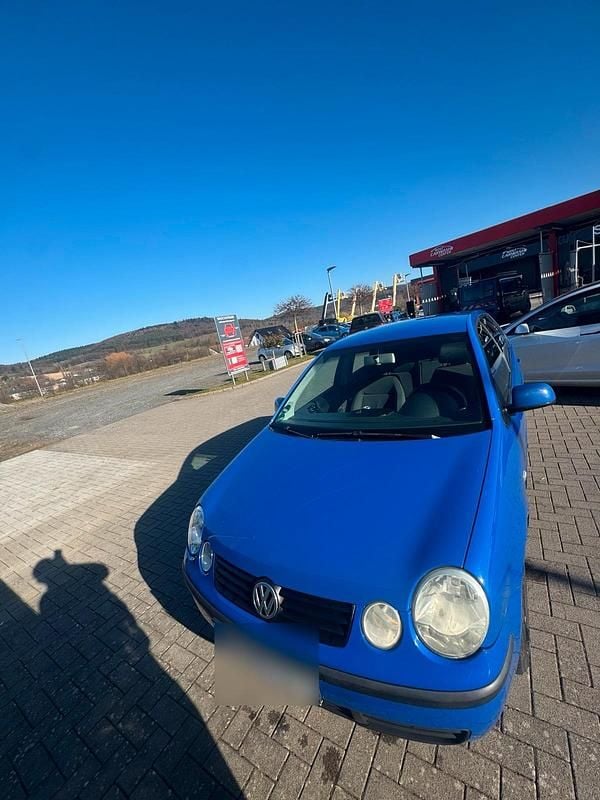 Gebraucht VW Polo 75 PS (55 kW) 2001 Blau Kleinwagen