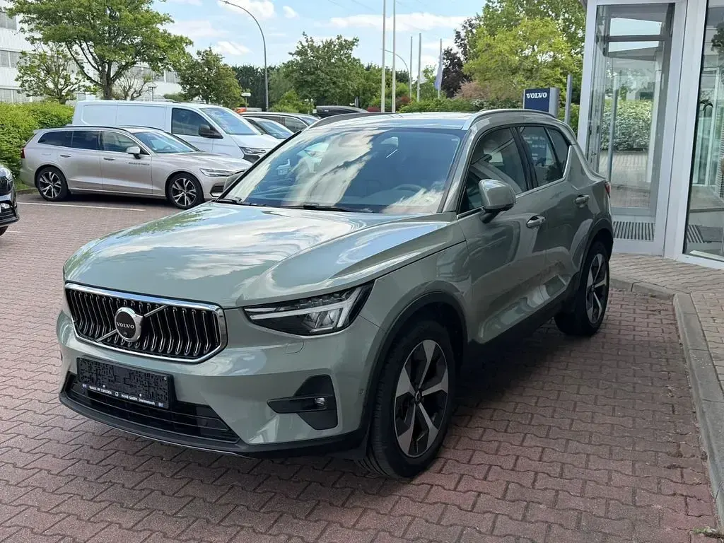 Gebraucht Volvo XC40 Ultimate 197 PS (144 kW) 2023 Grün SUV