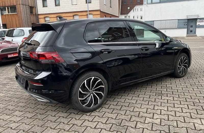 Gebraucht VW Golf VIII Style 150 PS (110 kW) 2020 Schwarz Kombi