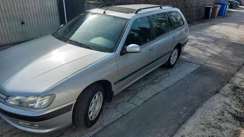Gebraucht Peugeot 406 110 PS (80 kW) 1997 Silber Kombi