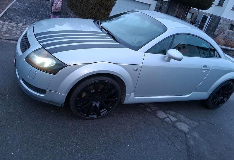 Grau Gebraucht 2000 Audi TT Coupé | 4.500 € (Guter Preis) - Bild 1/4