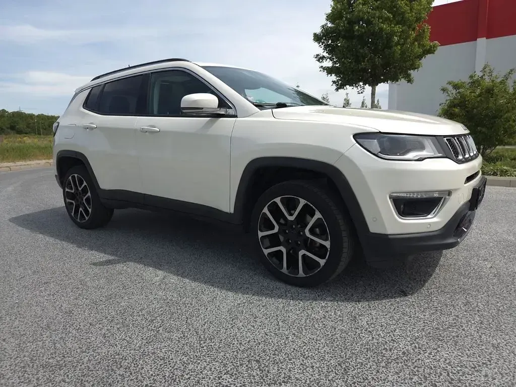 Usado Jeep Compass Limited 170 HP (125 kW) 2019 Branco SUV