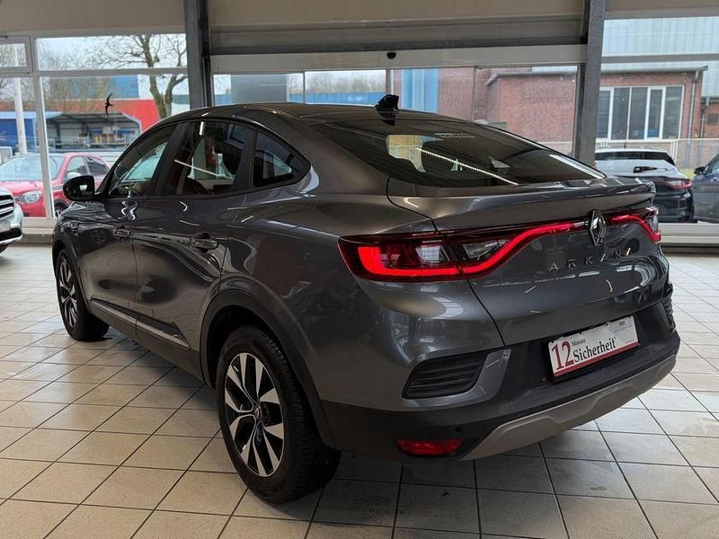 Gebraucht Renault Arkana Zen 140 PS (102 kW) 2021 Grau SUV
