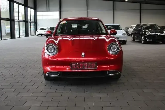 Używany Ora 03 125 kW (171 KM) 2023 Czerwony Hatchback
