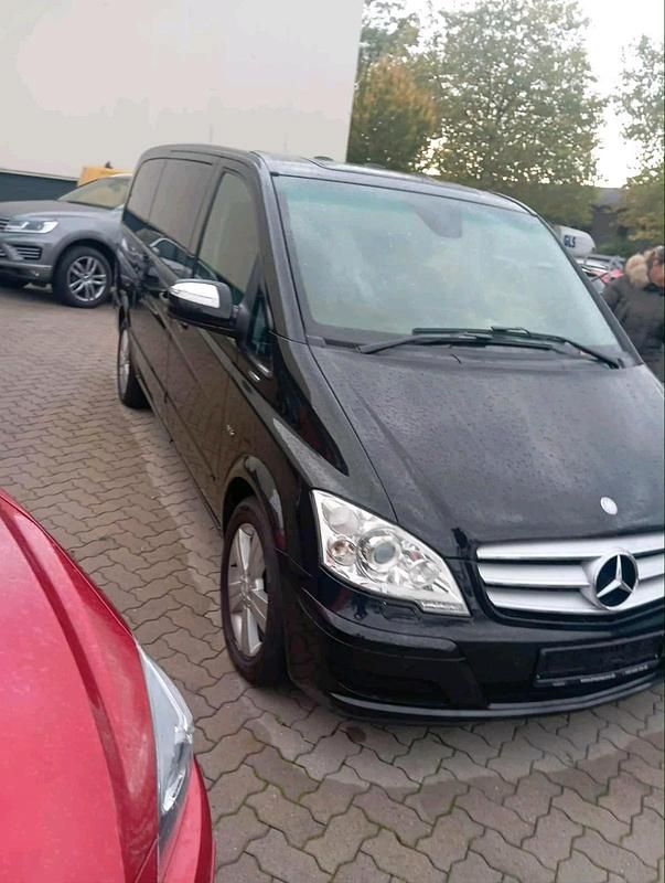 Gebraucht Mercedes Viano 224 PS (164 kW) 2013 Schwarz Van / Kleinbus