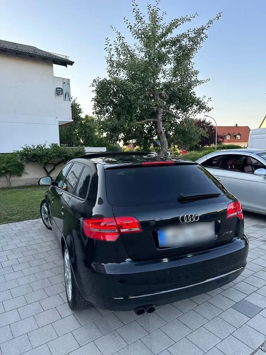 Gebraucht Audi A3 Sportback Attraction 159 PS (116 kW) 2008 Schwarz Kleinwagen