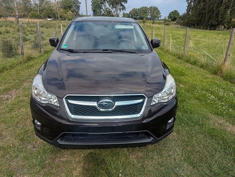 Gebraucht Subaru XV Comfort 150 PS (110 kW) 2012 Rot SUV