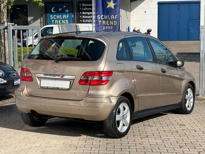 Gebraucht Mercedes B150 95 PS (69 kW) 2007 Bronze Van / Kleinbus