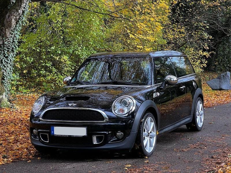Schwarz Gebraucht 2011 Mini Cooper S Clubman Kombi | 9.900 € (Etwas zu teuer) - Bild 1/4