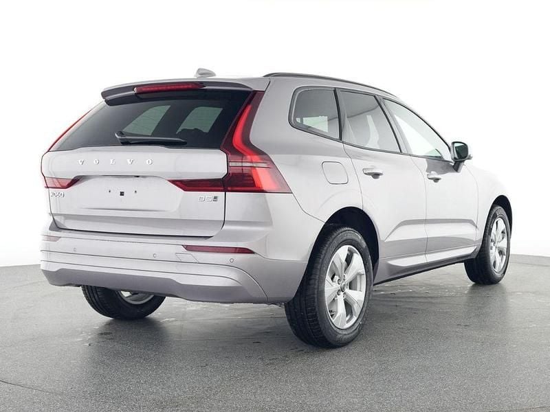 Gebraucht Volvo XC60 Core 250 PS (183 kW) 2025 Silber SUV