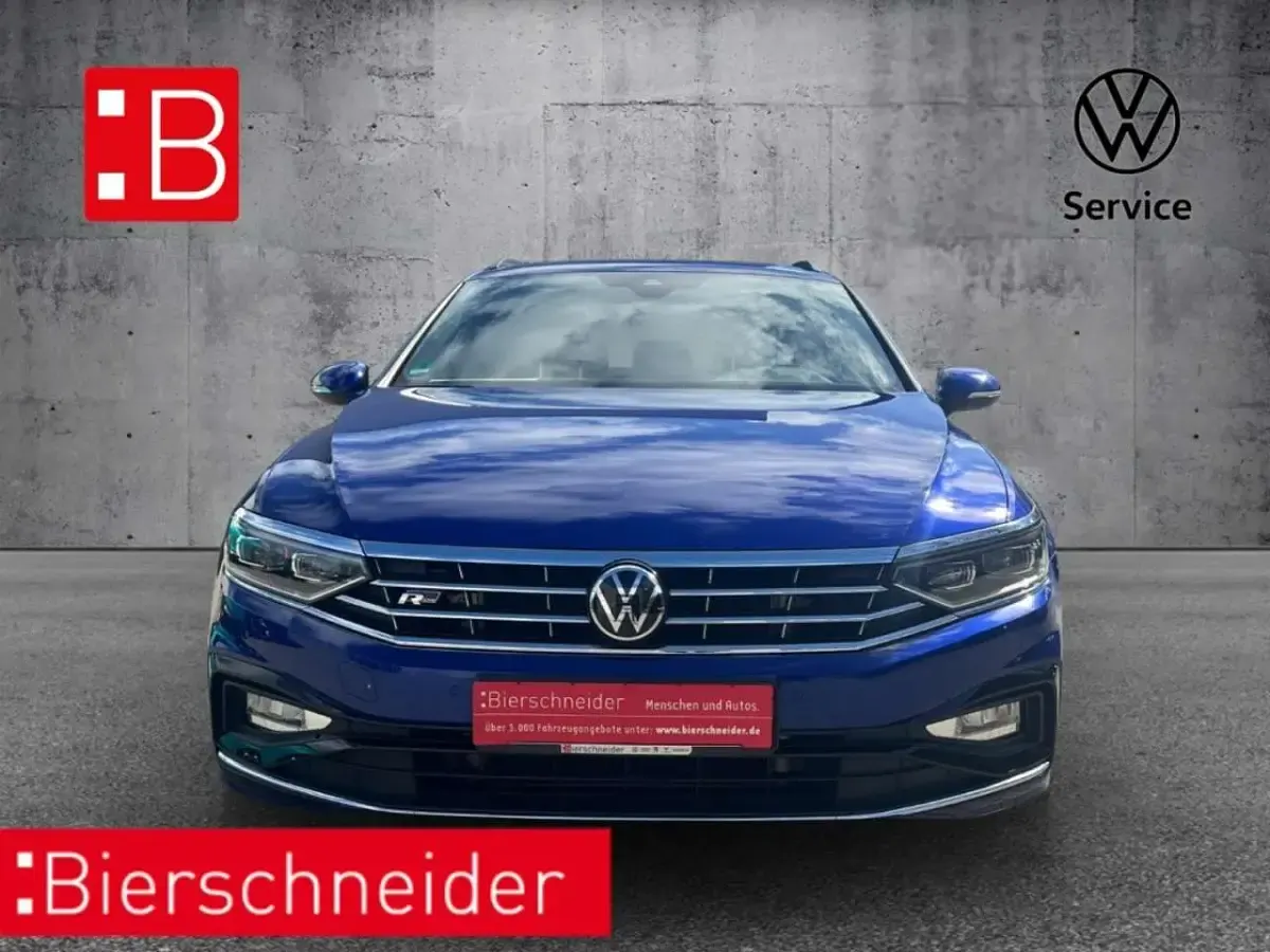 Używany VW Passat Pro 200 KM (147 kW) 2023 Niebieski Kombi