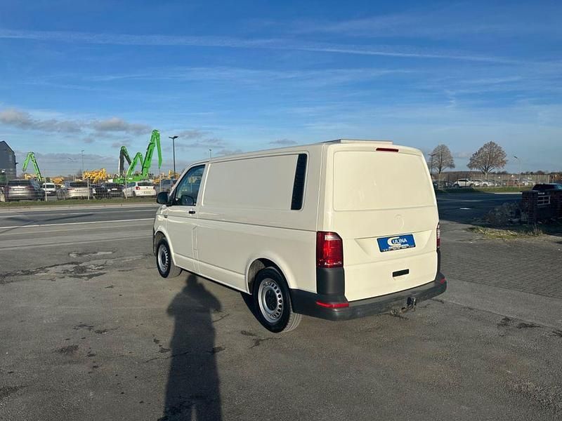 Gebraucht VW Transporter 150 PS (110 kW) 2018 Weiß Van
