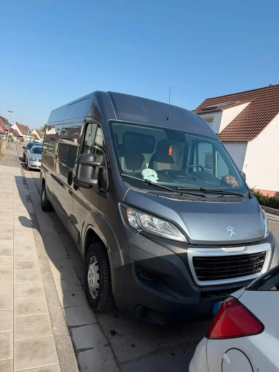 Używany Peugeot Boxer 163 KM (119 kW) 2018 Szary Van