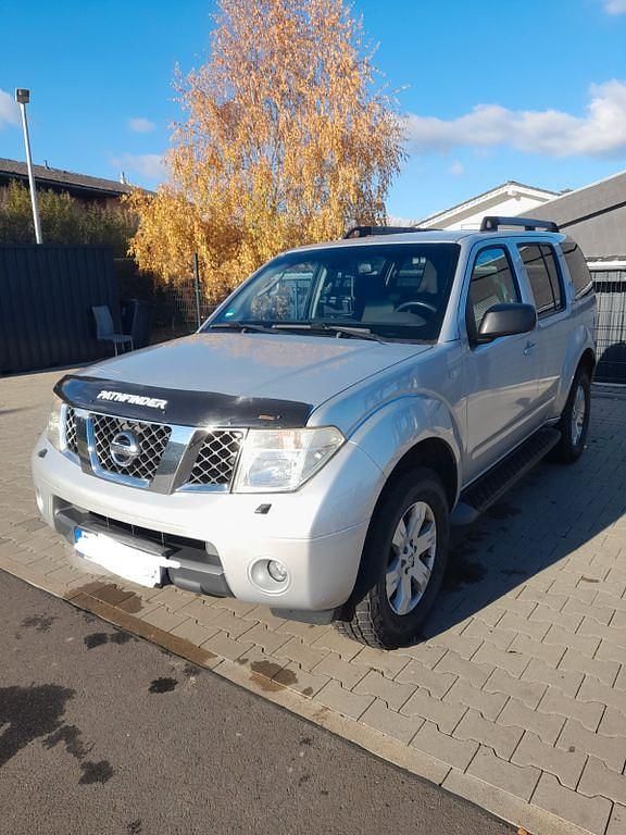 Silber Gebraucht 2005 Nissan Pathfinder Comfort SUV | 6.500 € (Fairer Preis) - Bild 1/4