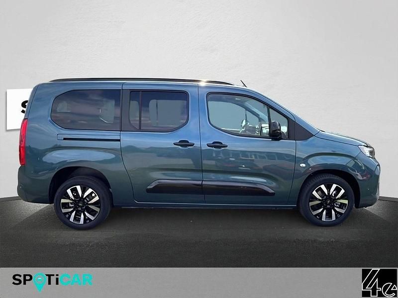 Neu Opel Combo 131 PS (96 kW) 2026 Blau Van / Kleinbus