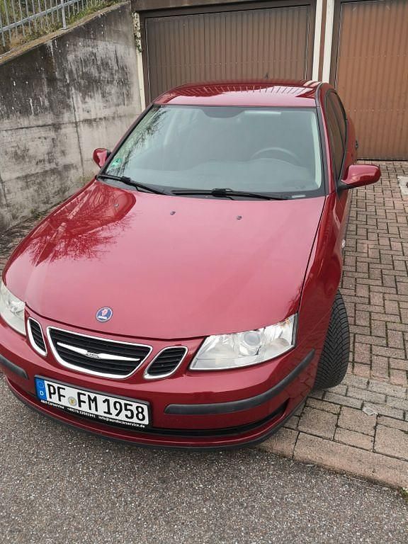 Rot Gebraucht 2006 Saab 9-3 Linear Limousine | 6.800 € (Fairer Preis) - Bild 1/4