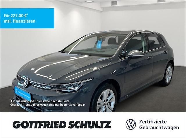 Grau Gebraucht 2024 VW Golf VIII Life Limousine | 28.200 € (Fairer Preis) - Bild 1/3