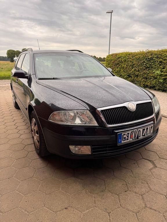 Gebraucht 2006 Skoda Octavia Ambiente Kombi | 600 € (Superpreis) - Bild 1/4