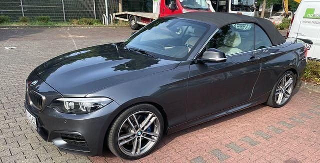 Grau Gebraucht 2020 BMW M240 M Sport Cabrio | 33.320 € (Guter Preis) - Bild 1/4