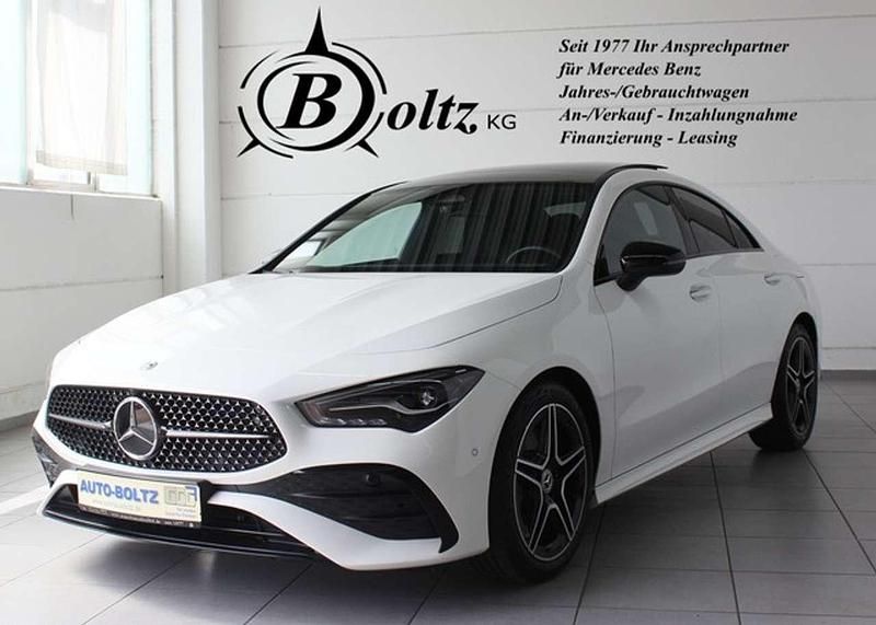 Polarweiß Gebraucht 2024 Mercedes CLA200 AMG Coupé | 37.800 € (Fairer Preis) - Bild 1/4