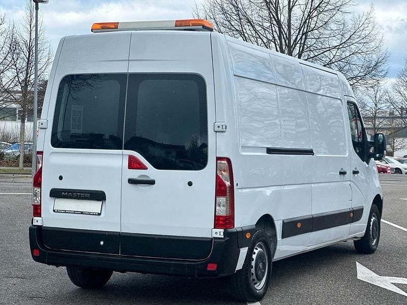 Gebraucht Renault Master 131 PS (96 kW) 2018 Weiß Van